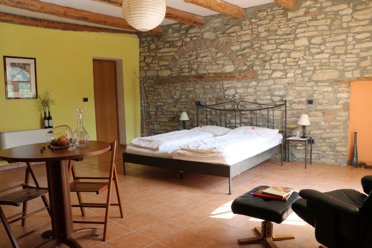 Casa Re - B&B e Vino a Montabone Exterior foto